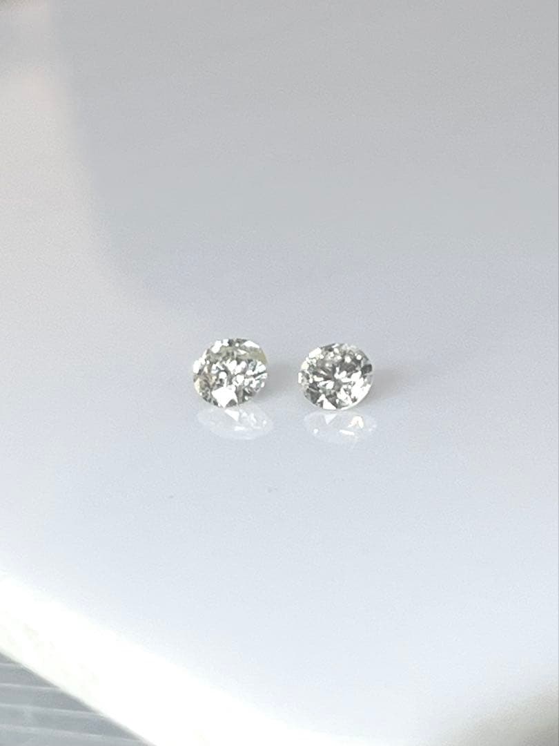 K18天然ダイヤモンドピアス 計0.5ct 鑑別カード付き　発送まで３週間