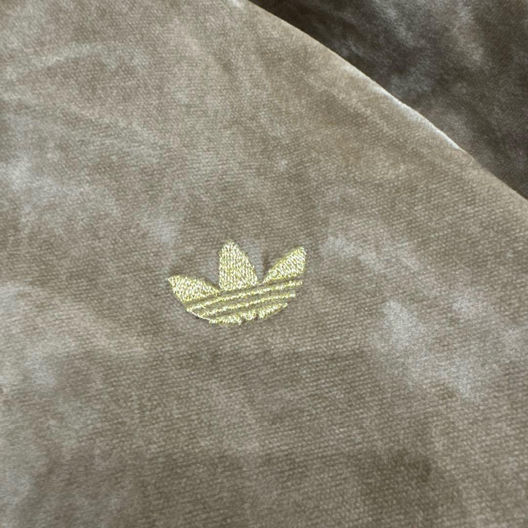 【激レア】アディダスオリジナルス　ジップパーカー　ファー　トレフォイルロゴ刺繍