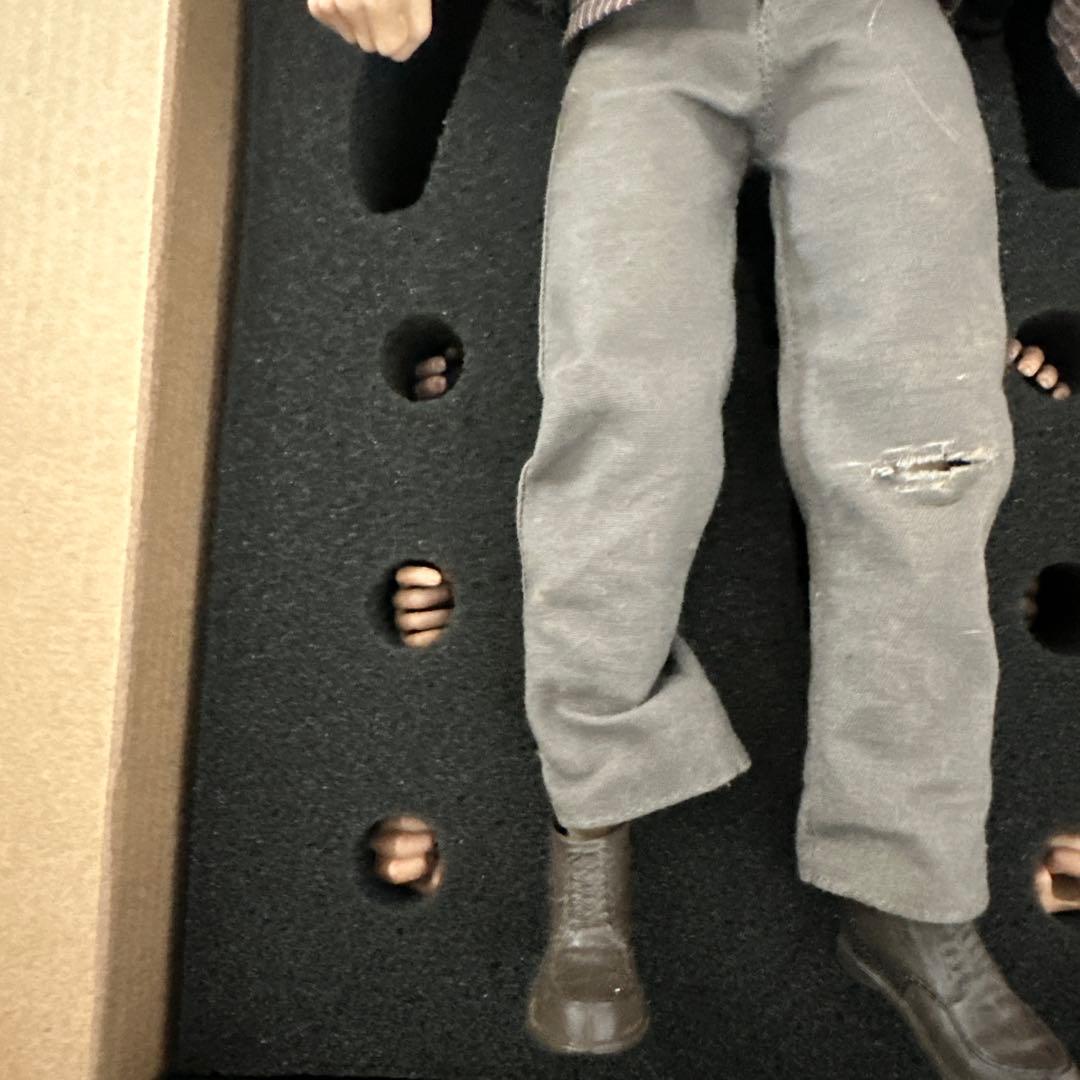 ウォーキングデッド　ダリルディクソン　フィギュア1/6