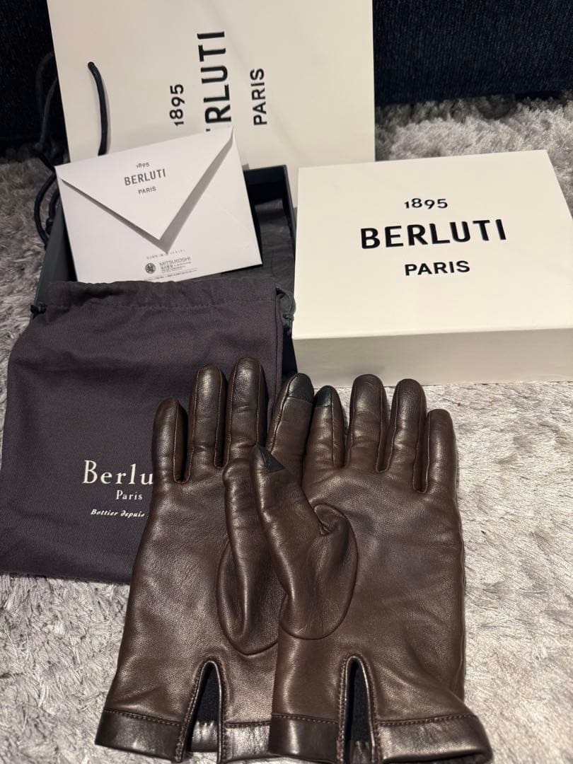 【美品】●BERLUTI ベルルッティ手袋　正規品 メンズ