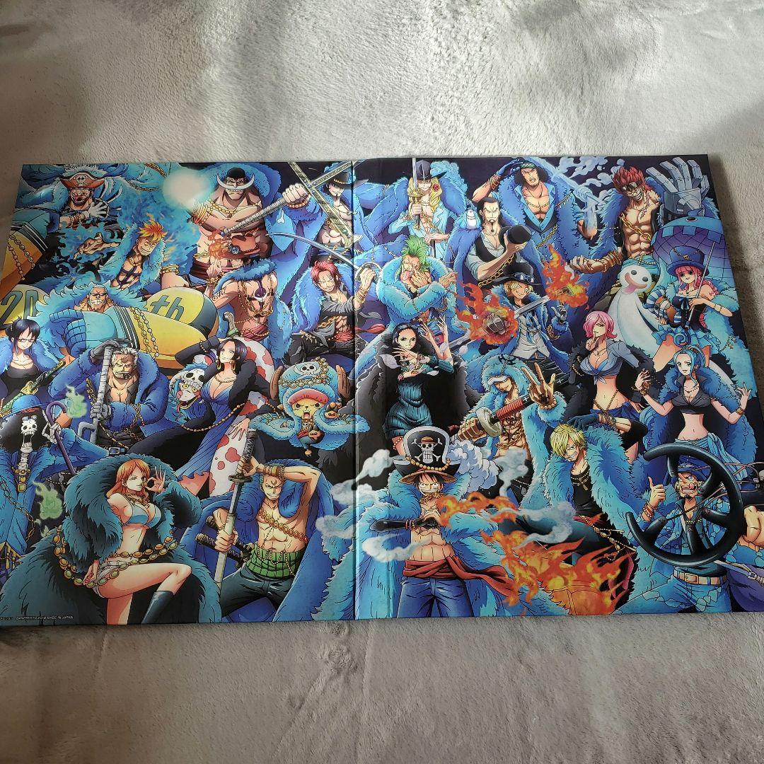 ONE PIECE 20周年缶バッチコレクションスペシャルボックス