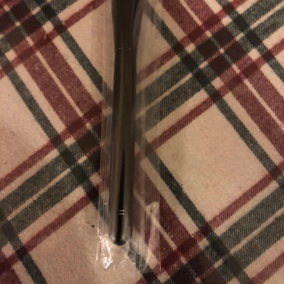 11. SOYO スムース ファンデーション ブラシ