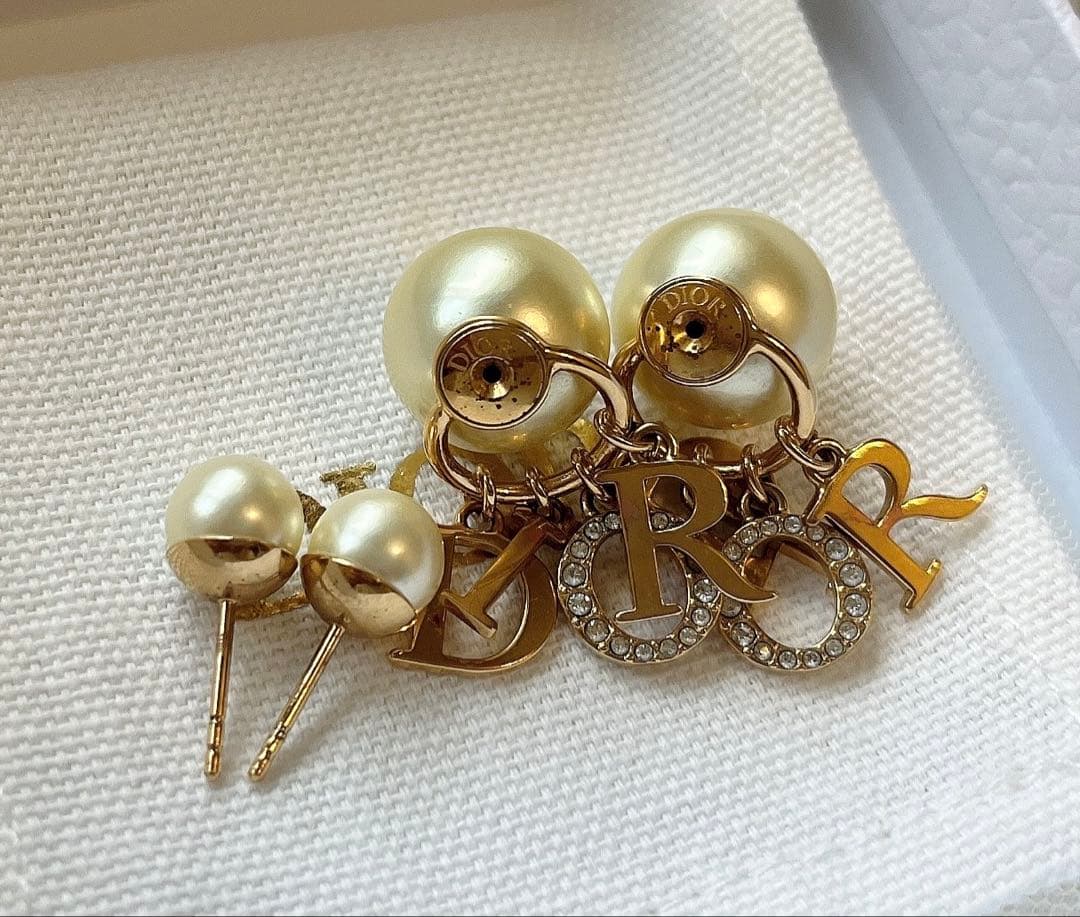 ※kiiinokoDior Tribales ピアス ロゴ パール