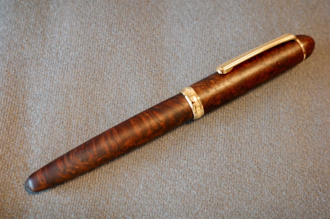 アカブライヤー 万年筆 センチュリー3776 プラチナ万年筆 B（太字）