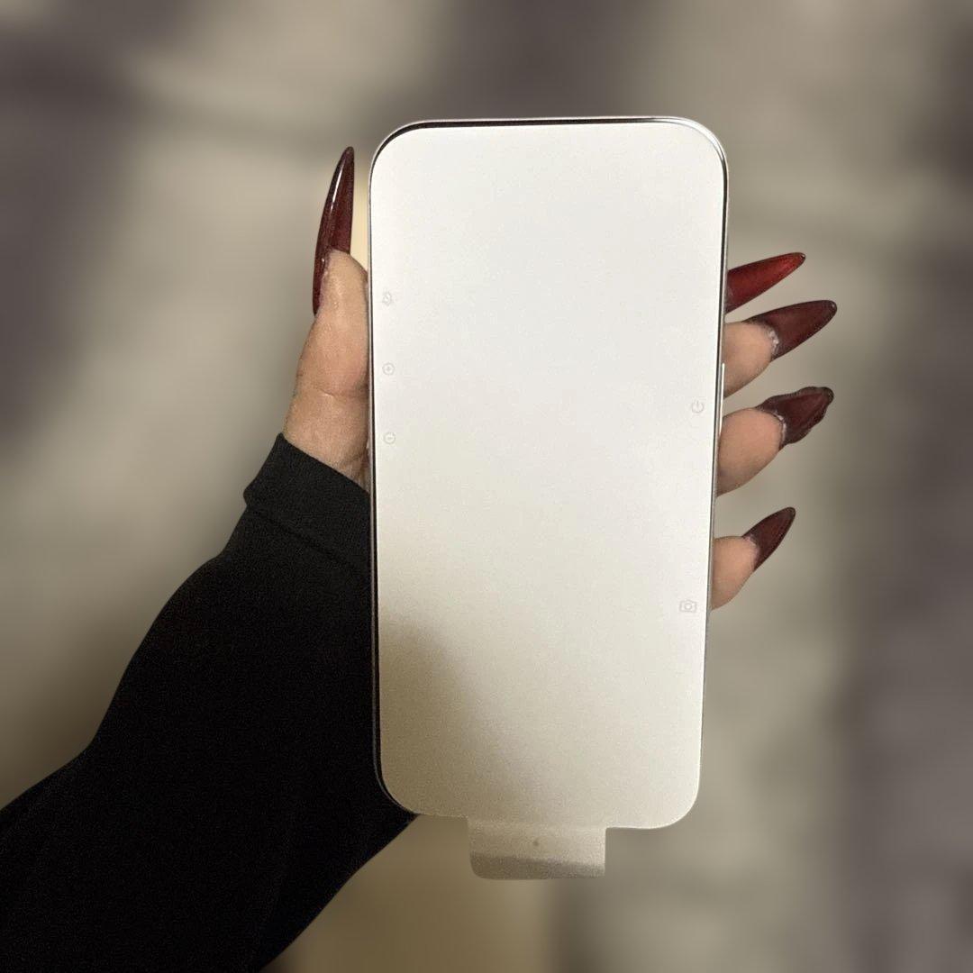 Apple iPhone 16ホワイト 本体