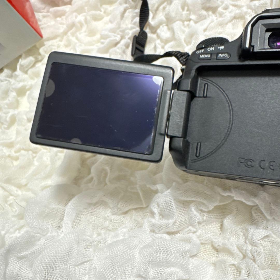 Canon EOS 8000D ダブルズームキット