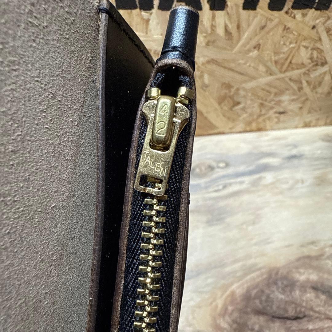 トラッカーウォレット 180 2層　ホーウィン社　クロムエクセル　タロンジッパー