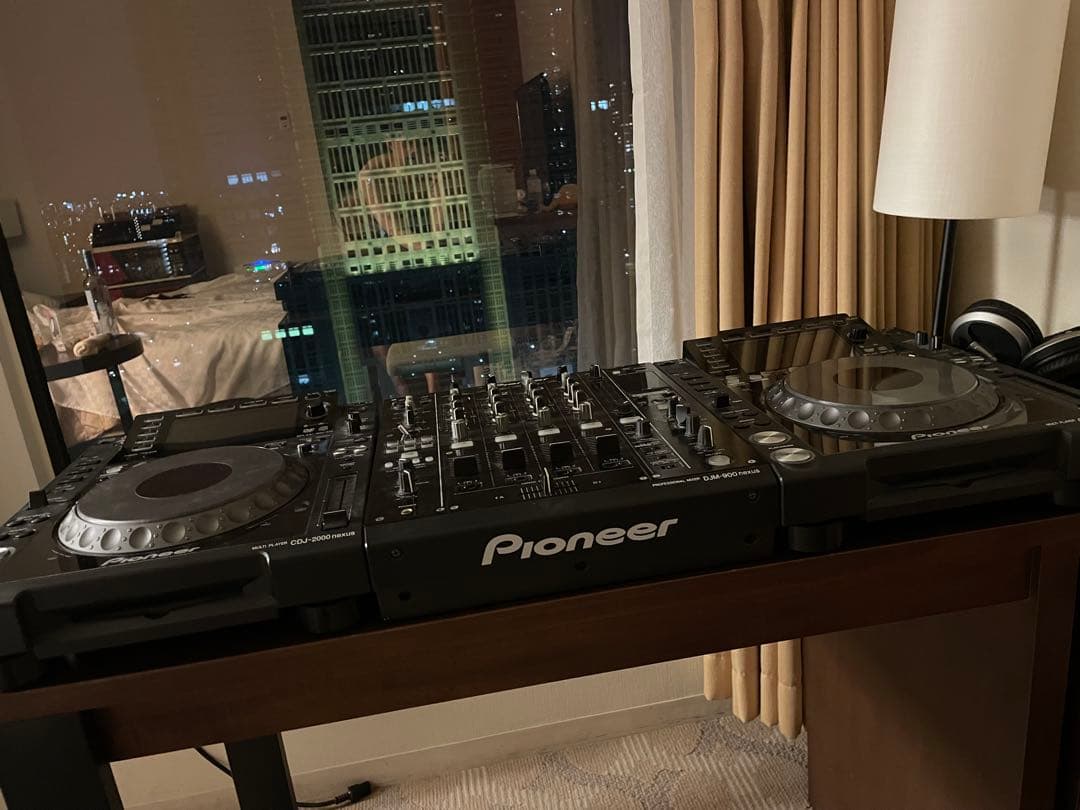DJ機材 Pioneer CDJ 2000 NXS