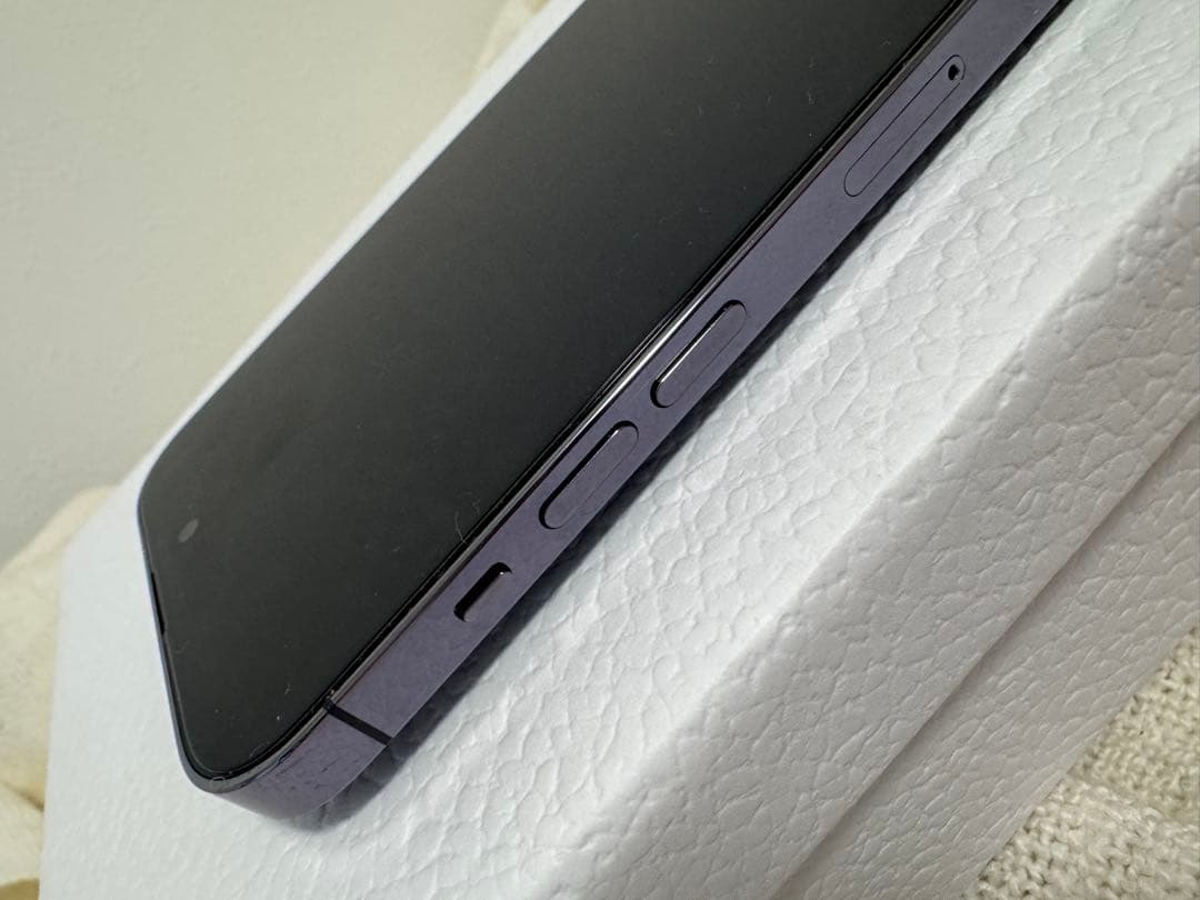 【美品】iPhone14promax 512gb 純正ケース2個おまけ付き！