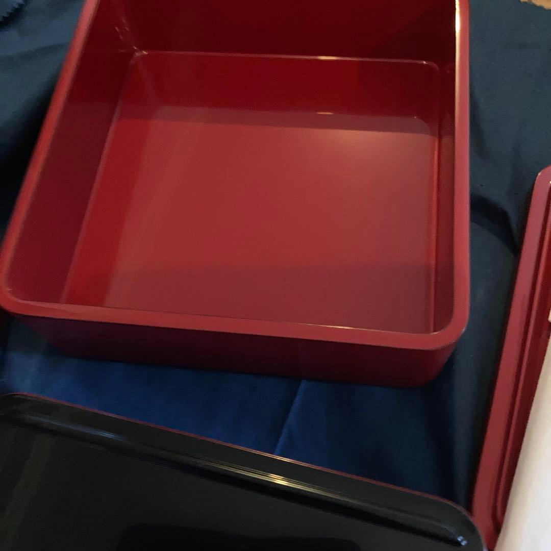 輪島塗　朱塗り三段重　天然木　未使用　お正月