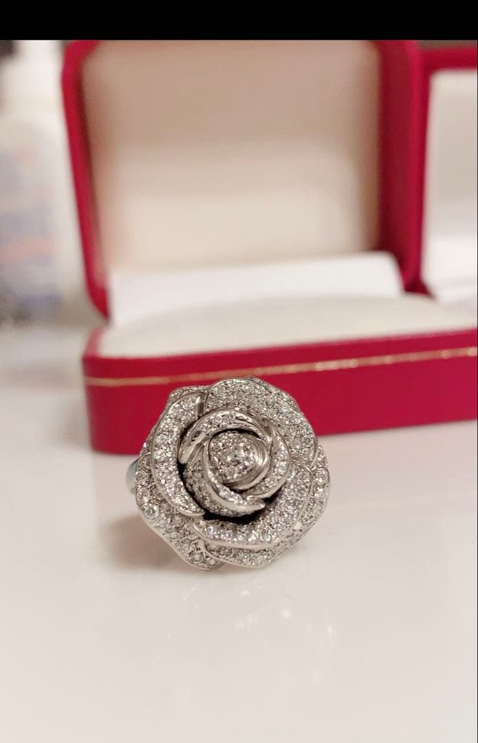 pt900豪華プラチナ 薔薇ローズダイヤモンドリング