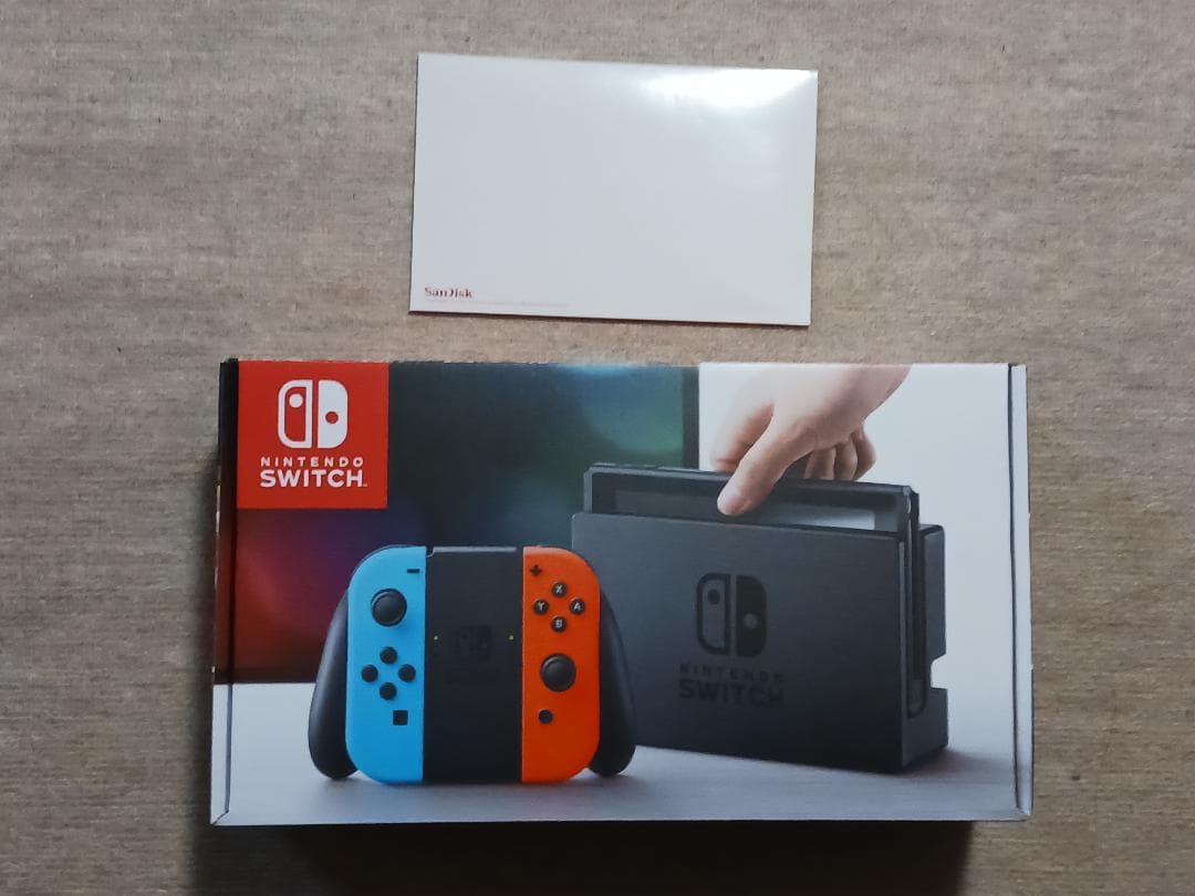 Nintendo Switch 本体＋SanDisk Ultra SD 64GB