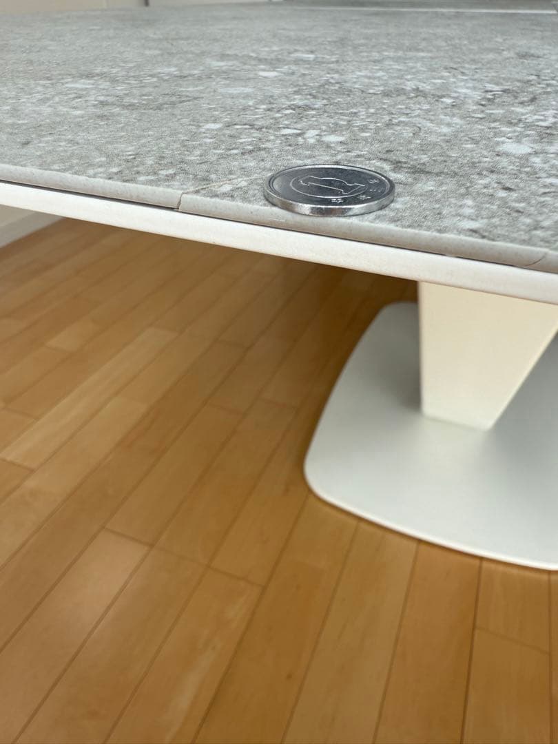 BoConcept Alicante 伸長式ダイニングテーブル