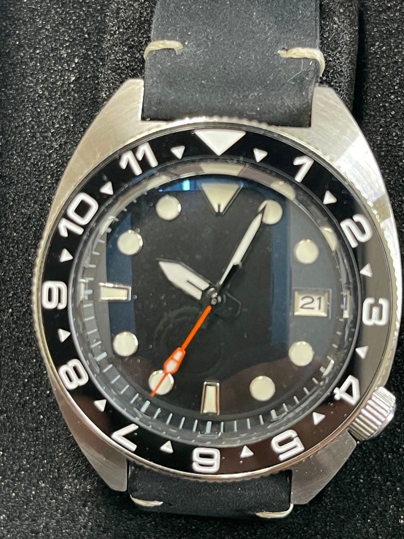 ノーロゴ自動巻　オマージュダイバー200m NH35Aレザーブレス