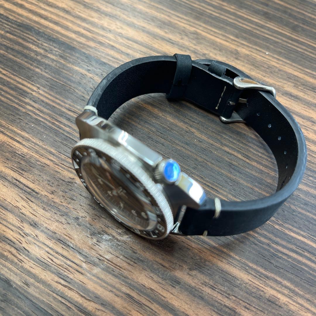 ノーロゴ自動巻　オマージュダイバー200m NH35Aレザーブレス