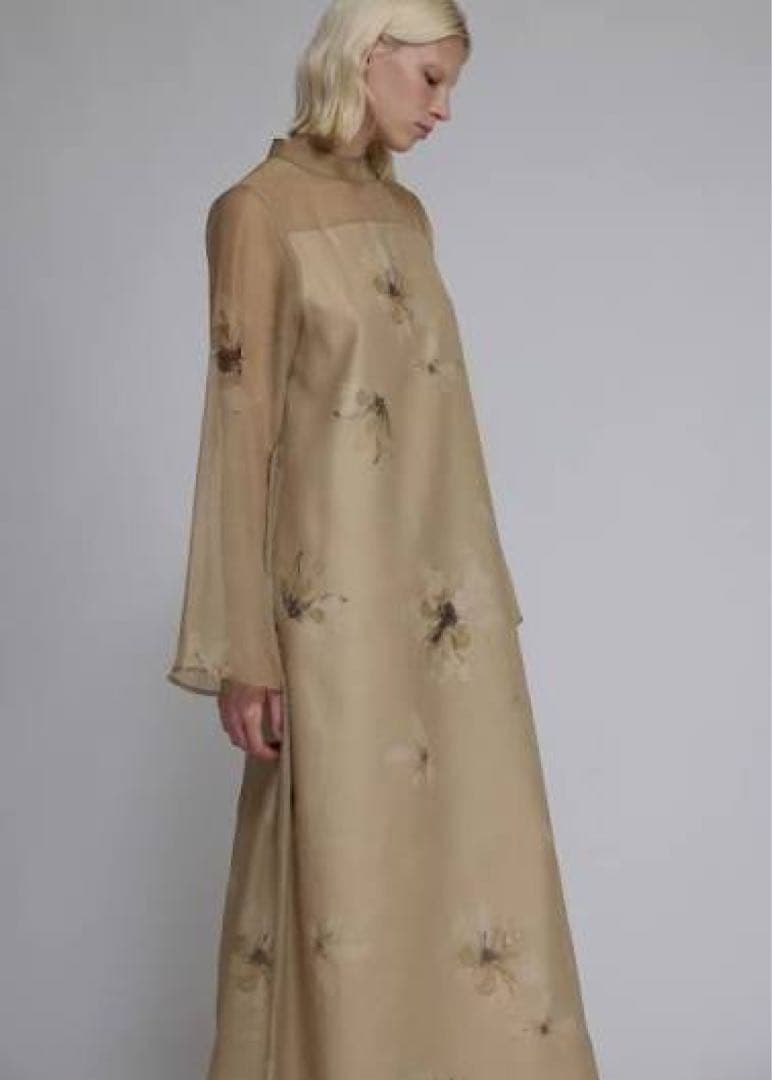 willfully オケージョンドレス　ワンピース　ベージュ