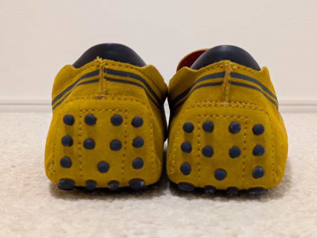 未使用 Tod's トッズ フェラーリドライビングシューズ ゴールド イタリア製