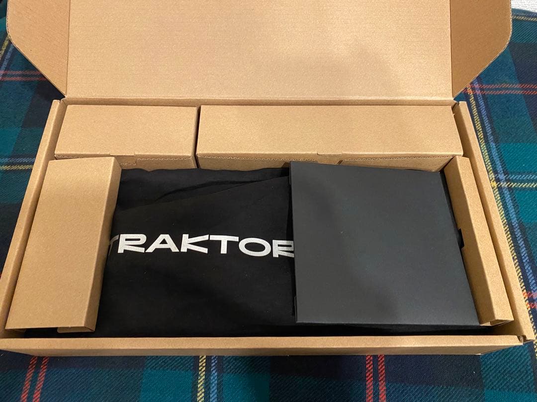 DTM・DAW Traktor X1 mk3