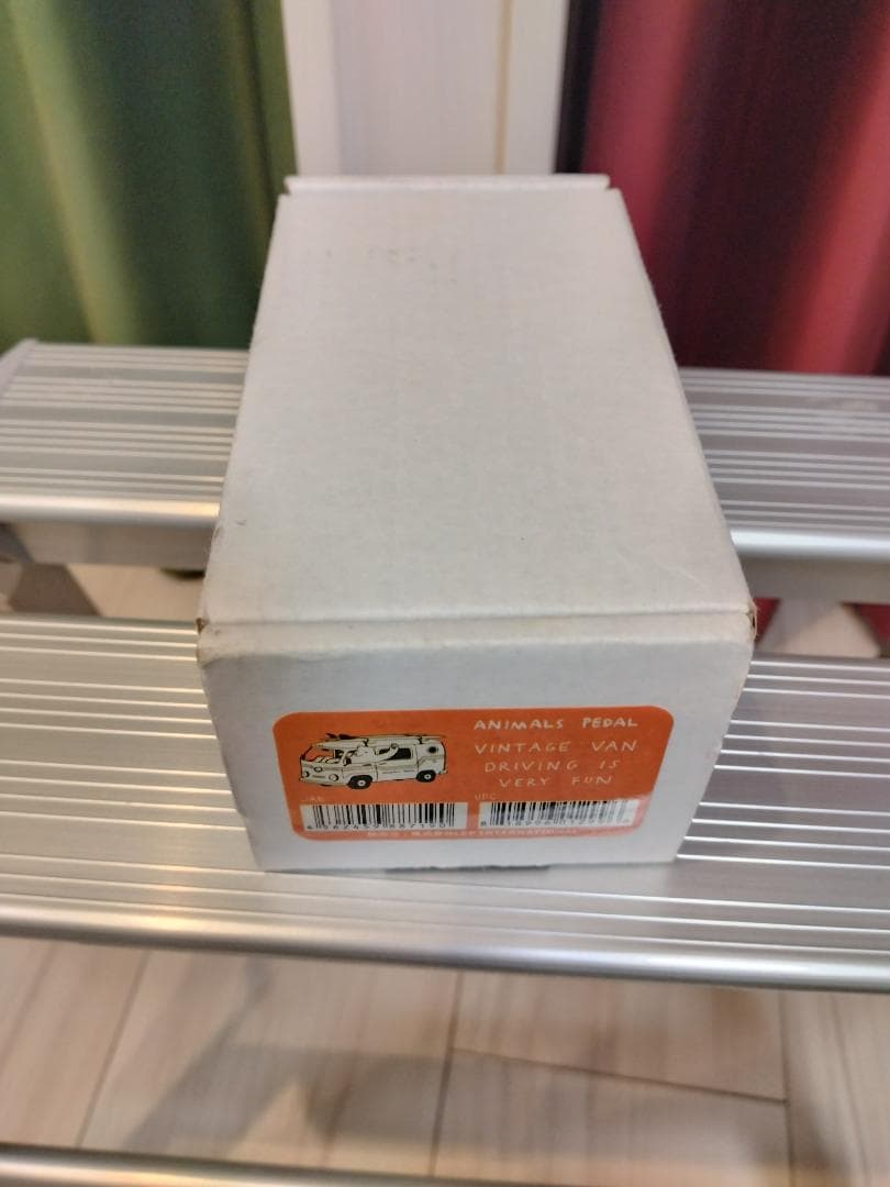 ANIMALS PEDAL　VINTAGE VAN