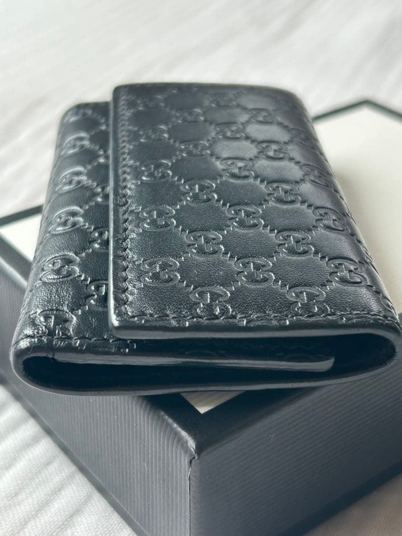 【GUCC】グッチ GG柄　レザー　キーケース