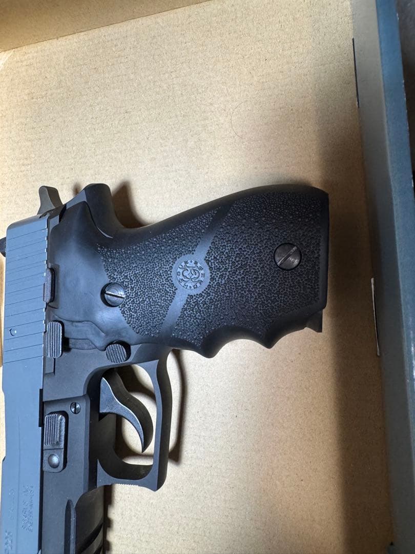 KSCP226RHW 中古品使用回数少 実物グリップスライドグレー塗装予備マグ付