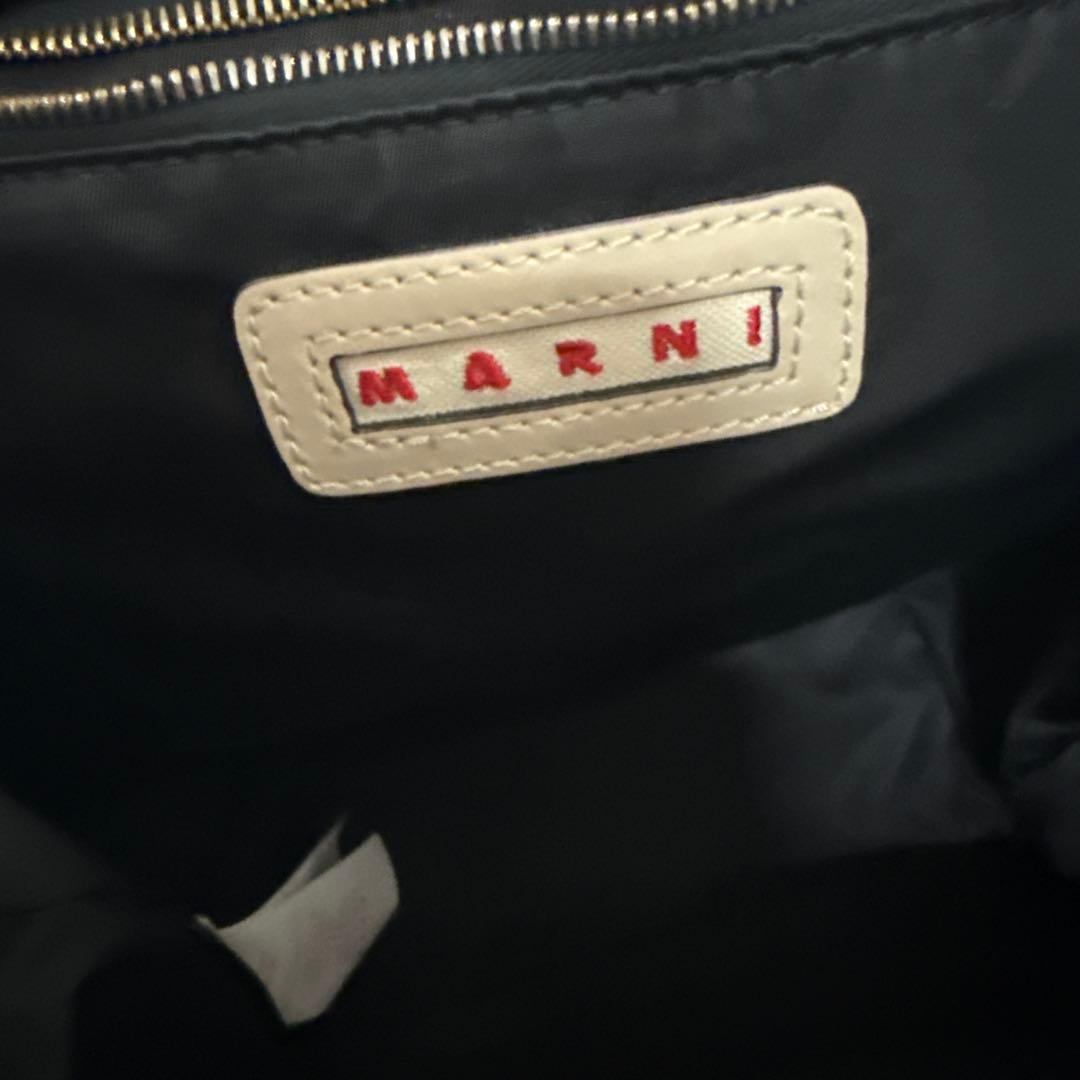 MARNI ライトブルー ブラック ショルダーバッグ