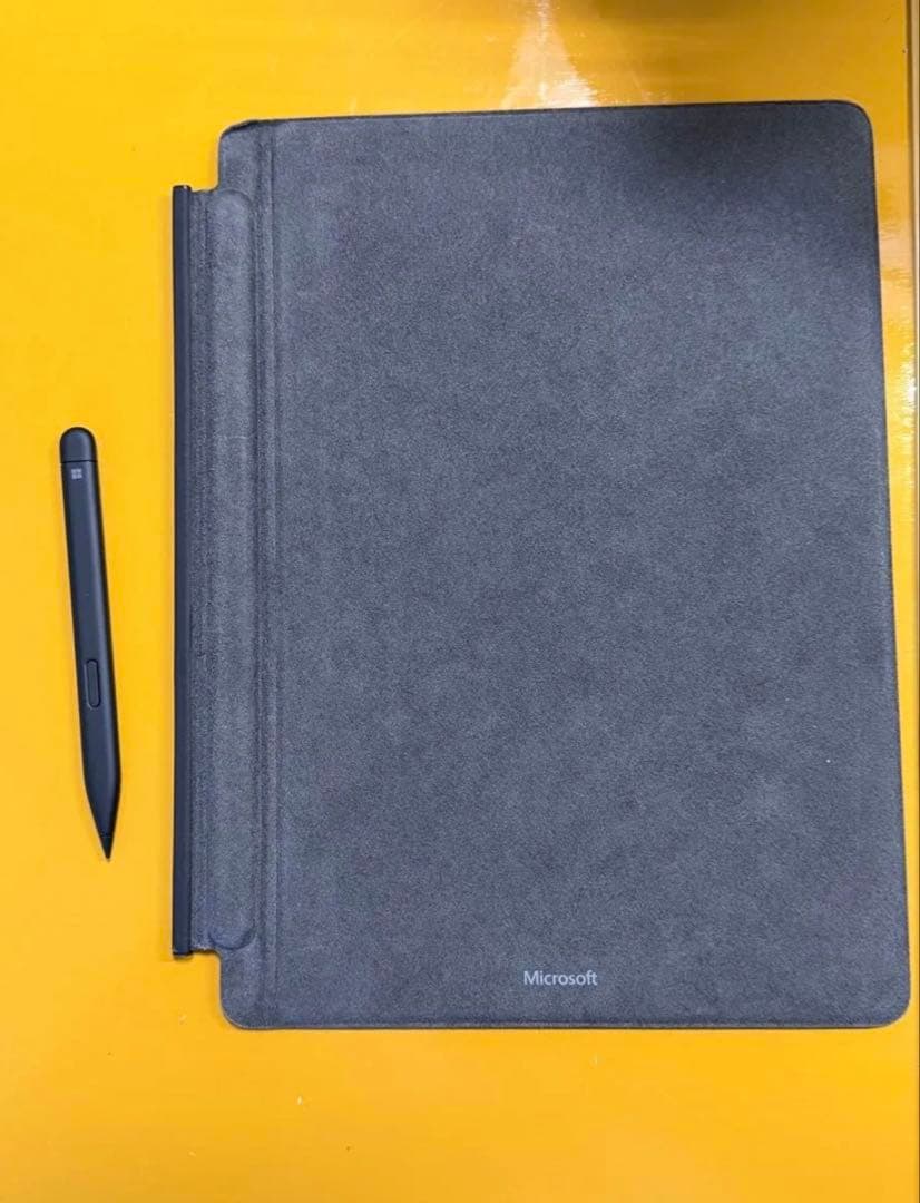 Microsoft Surface Pro用のスリムペン2付きキーボード