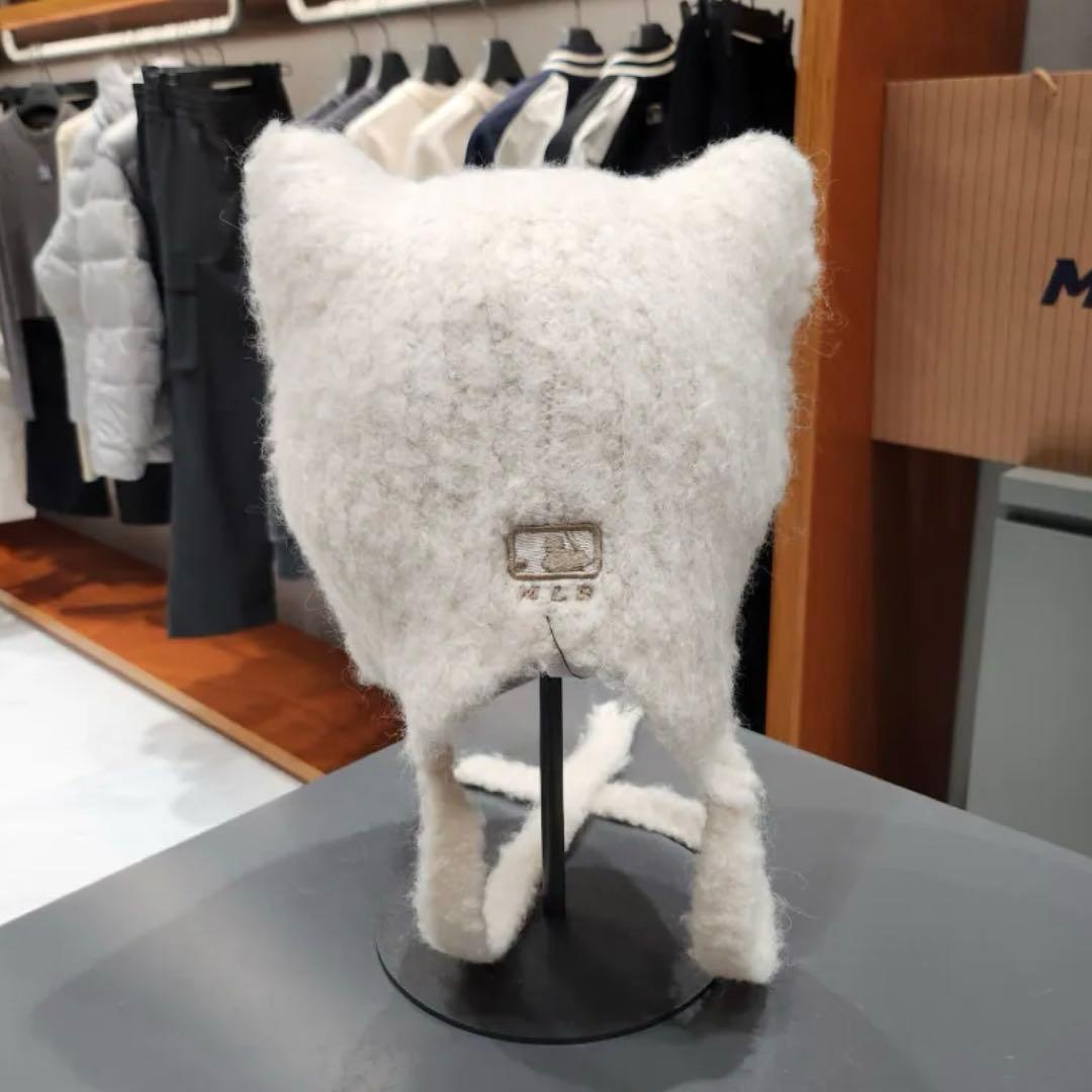 韓国限定 MLB カリナ 着用 猫耳 ミャオン ビーニー 紐付 ホワイト 白