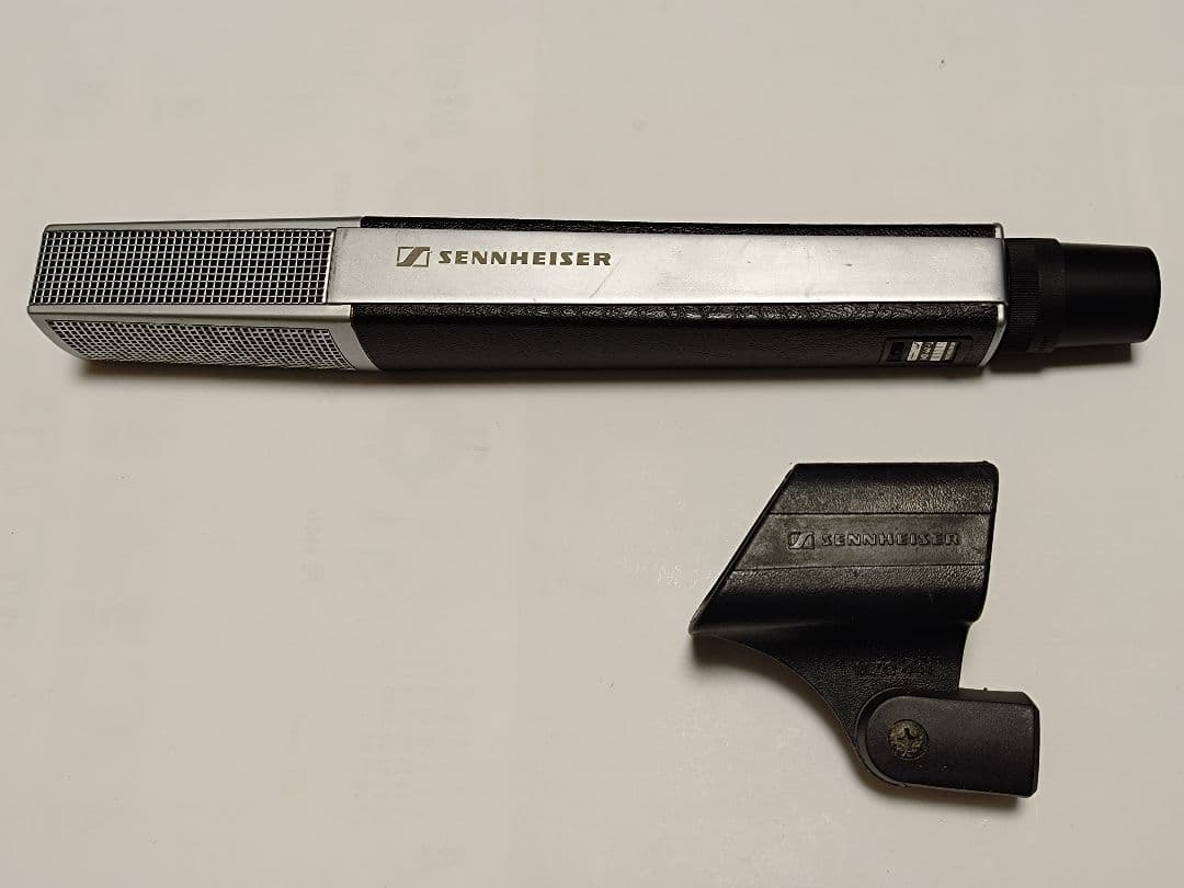 Sennheiser　MD441-U ダイナミックマイク マイクホルダー付き