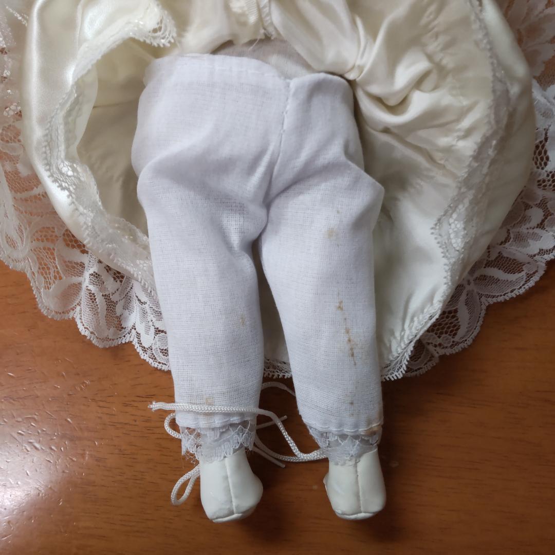 創作人形　現代人形　イギリス　ドール　ポーセリンドール