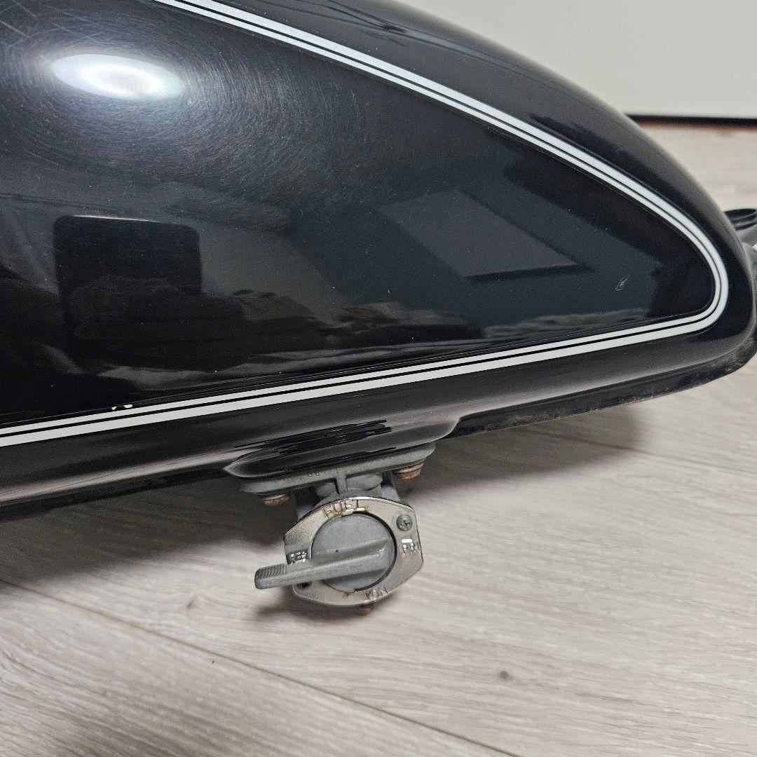 SR400 純正ブラックタンク