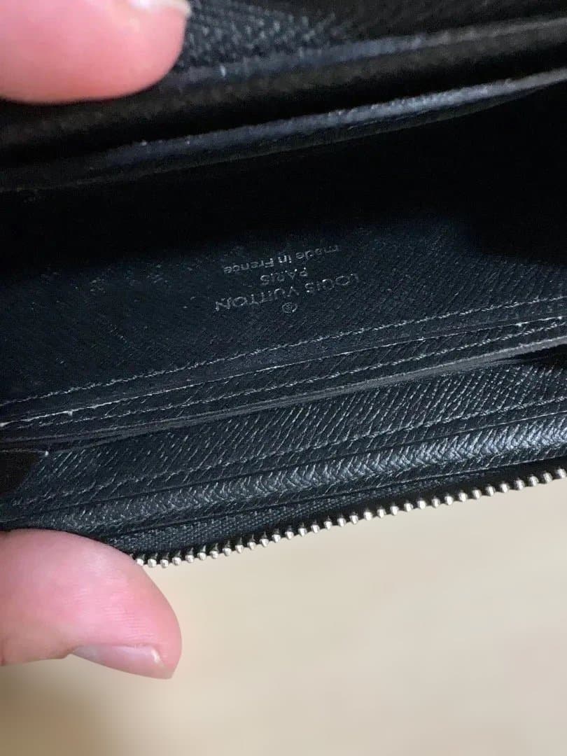 最終値下げ！ルイ・ヴィトン ジッピー・ウォレット ブラック