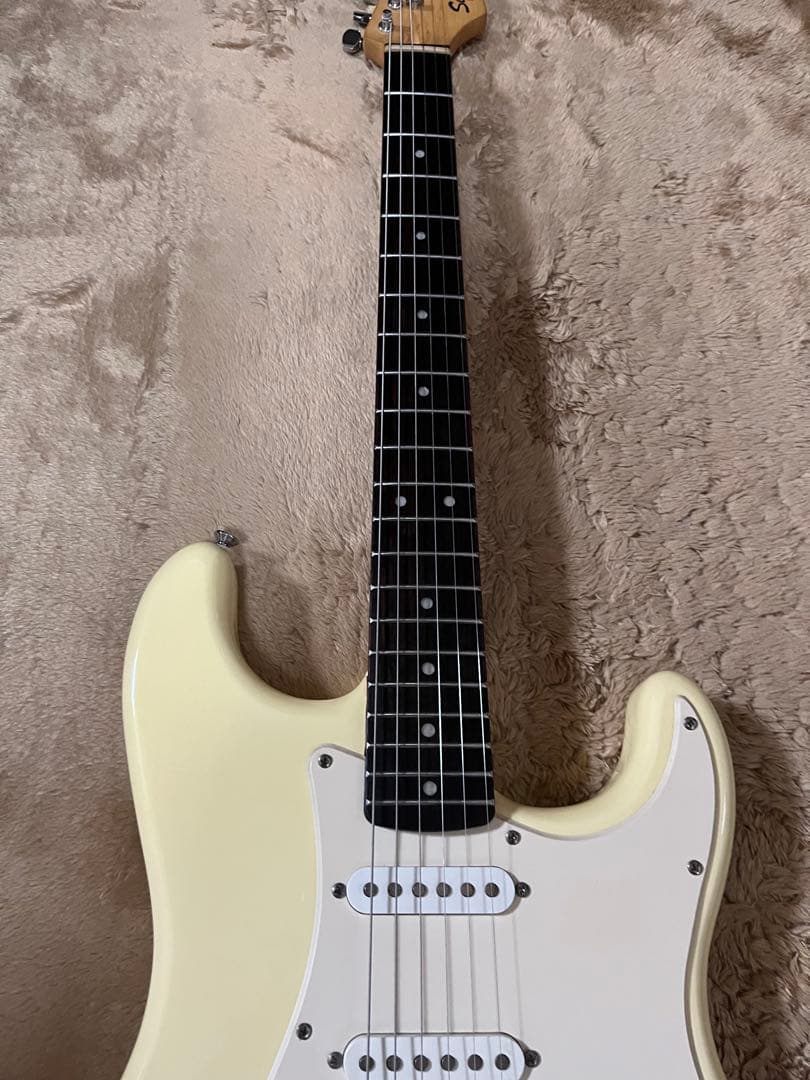 【調整済】Squier スクワイア　fender ストラト　エレキギター