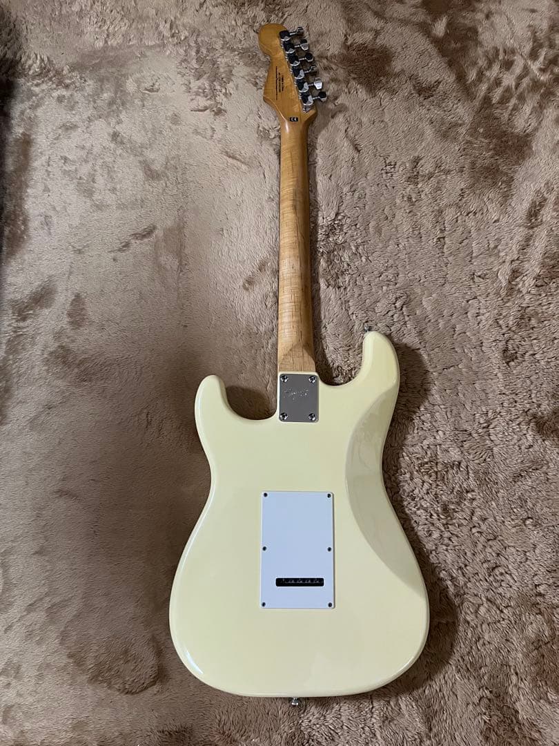 【調整済】Squier スクワイア　fender ストラト　エレキギター