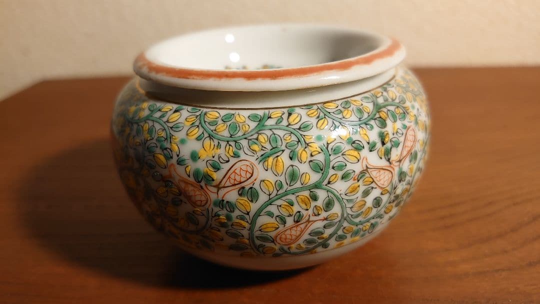 九谷焼　香炉　こぼし　花詰　鏑木　九谷鏑木　蔓草文　魚文　明治九谷　１客