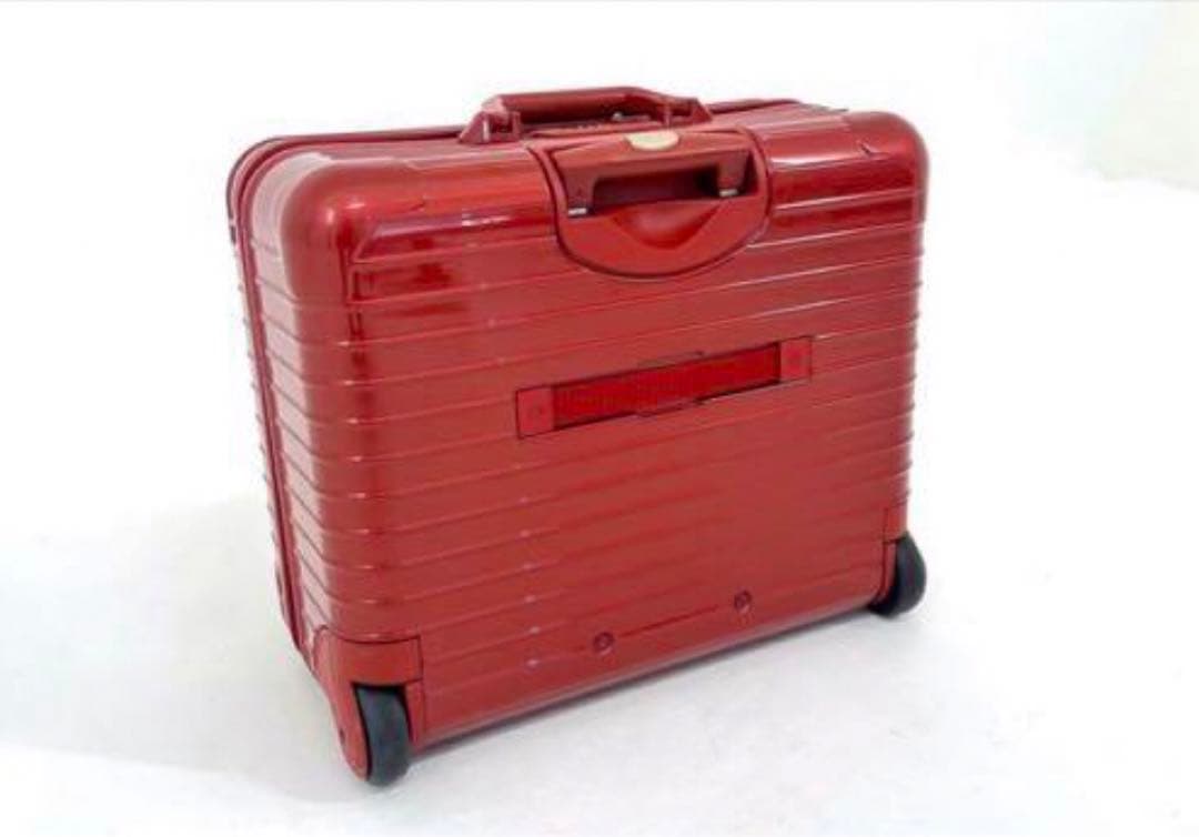 RIMOWA ベージュブリーフ無　機内持ち込み