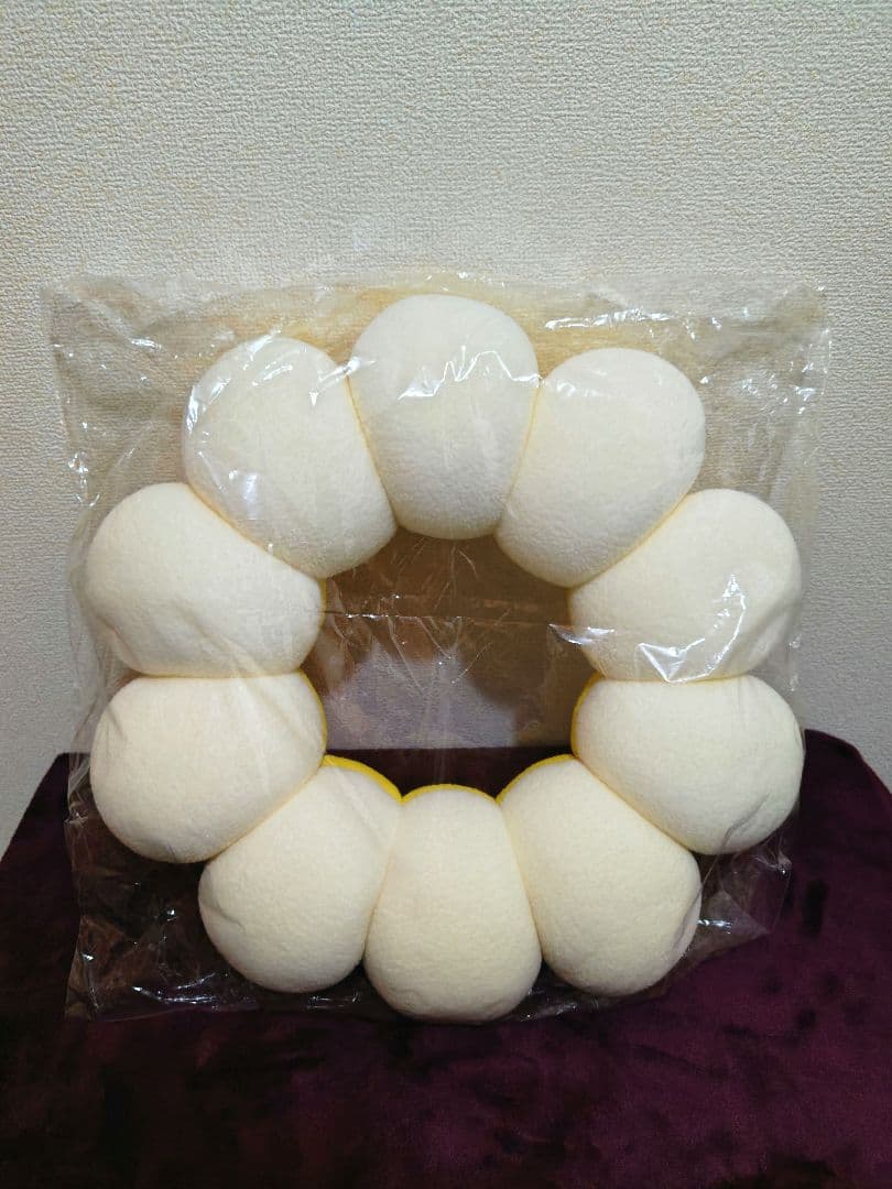 抽選50名限定 物語シリーズ 忍野忍 ドーナツクッション 非売品