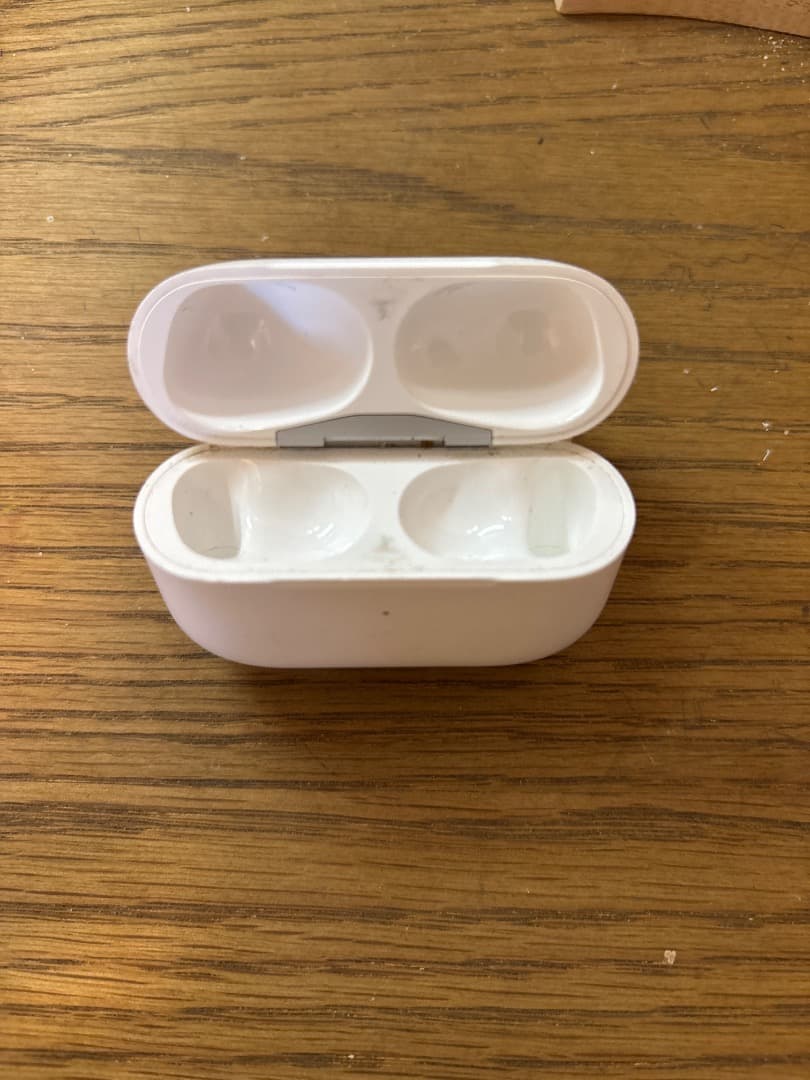 AirPods Pro 2 本体 ホワイト イヤホン Apple