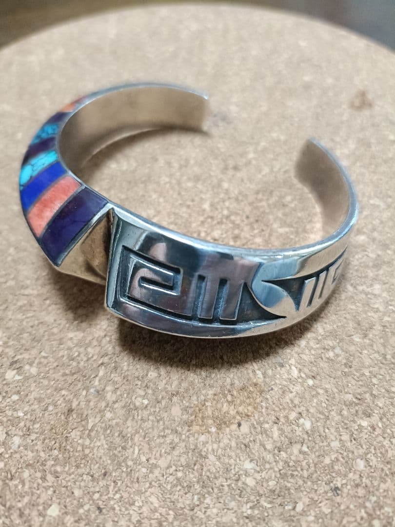 ロンパーカー インレイ×オーバーレイ バングル　ナバホ NAVAJO