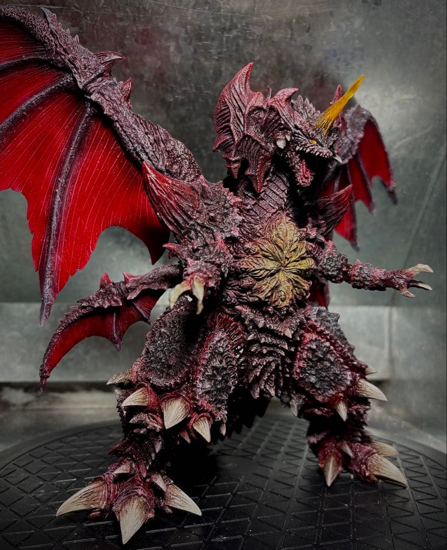 TOM デストロイア 完全体 レジンキット　完成品