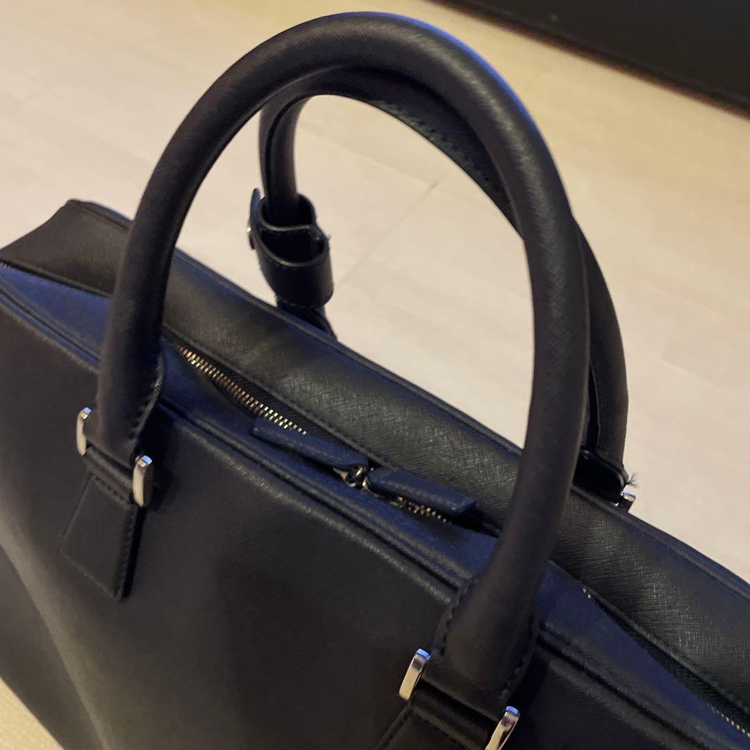 ユナイテッドアローズ　ビジネスバッグ　ネイビー