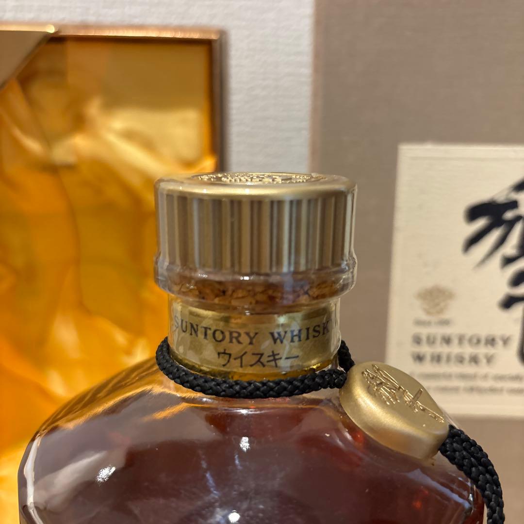 サントリーウイスキー響　裏ゴールドラベル　箱付き　未開封（16）