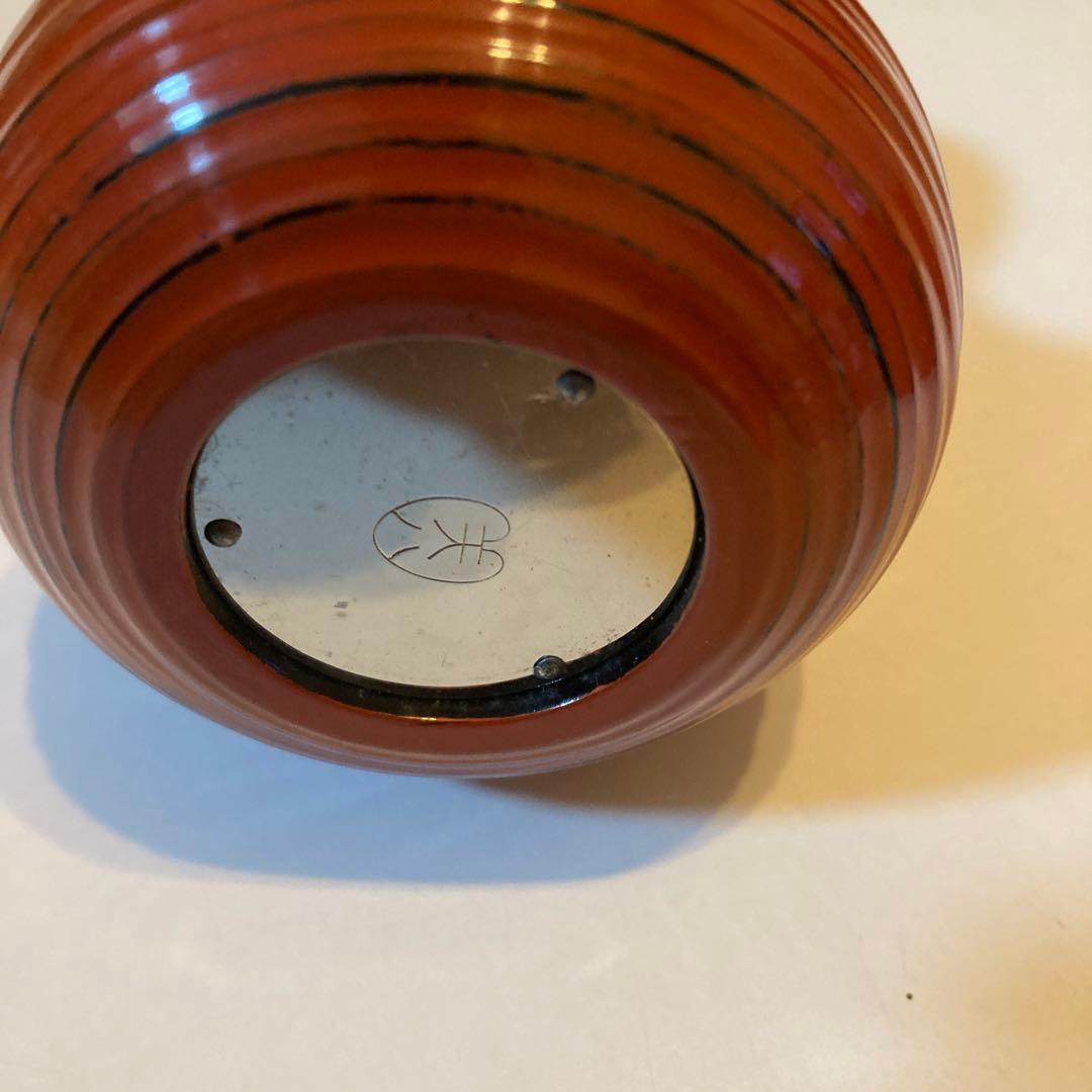 オレンジ色の漆器製振り出し茶道具　三象