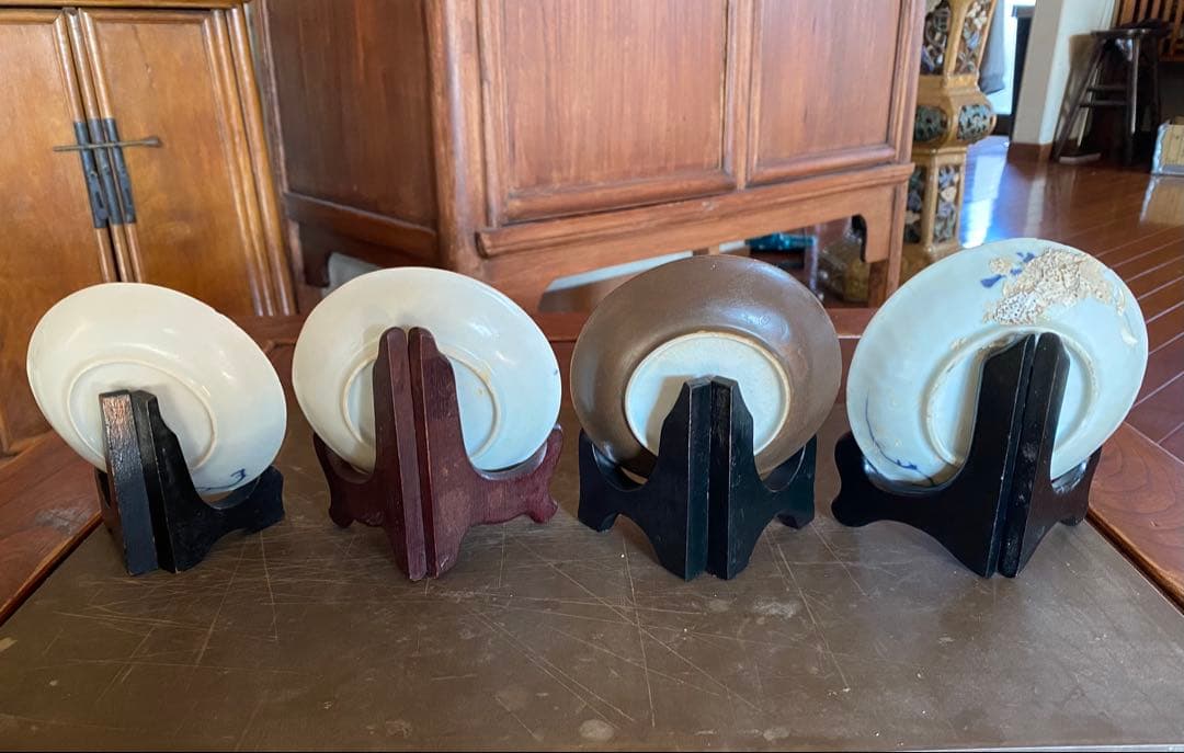 景徳鎮窯染付絵皿　鑑賞台付 ・沈船品　ヴィンテージ　レア ・台湾茶器