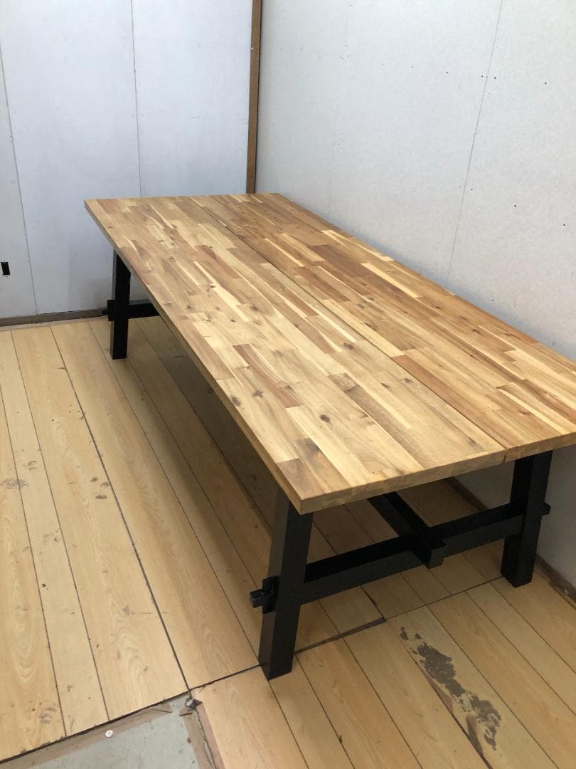 送料無料 IKEA SKOGSTA スコグスタ ダイニングテーブル 250903