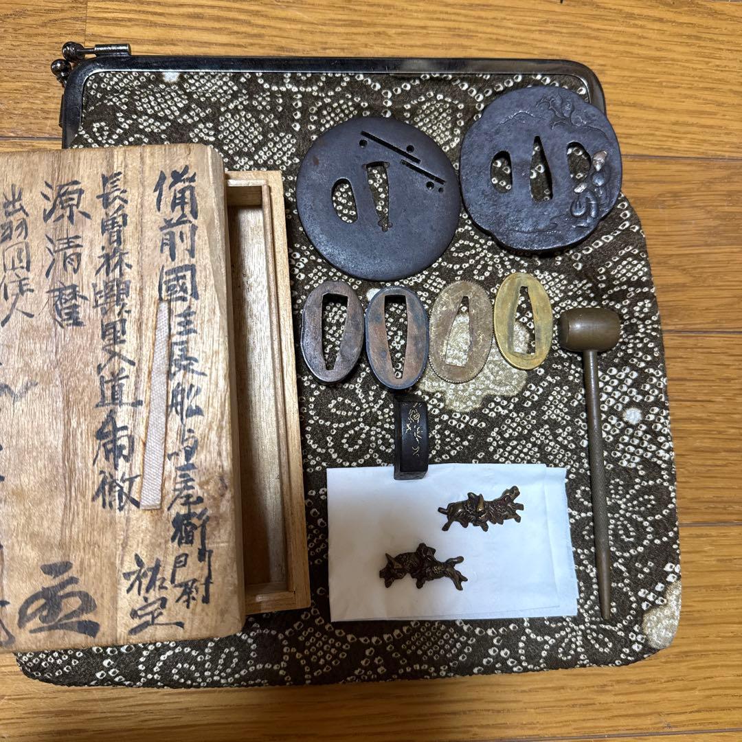 ぺ*ん様 おそらく無銘の刀装具　鍔・目貫・縁など（未研磨）