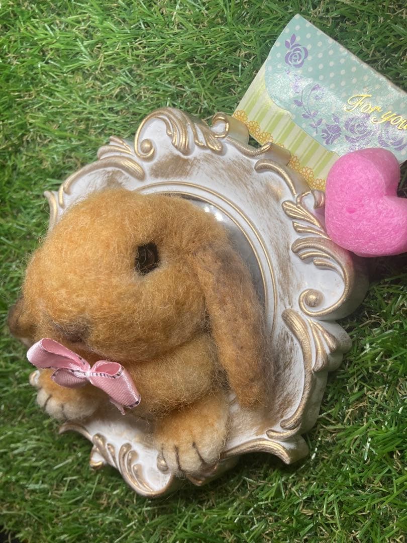 うさぎ　羊毛フェルト額縁入り