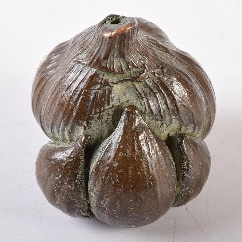 金工名品　古銅宣徳銅　大蒜　置物　紙鎮　在銘　C　8330E