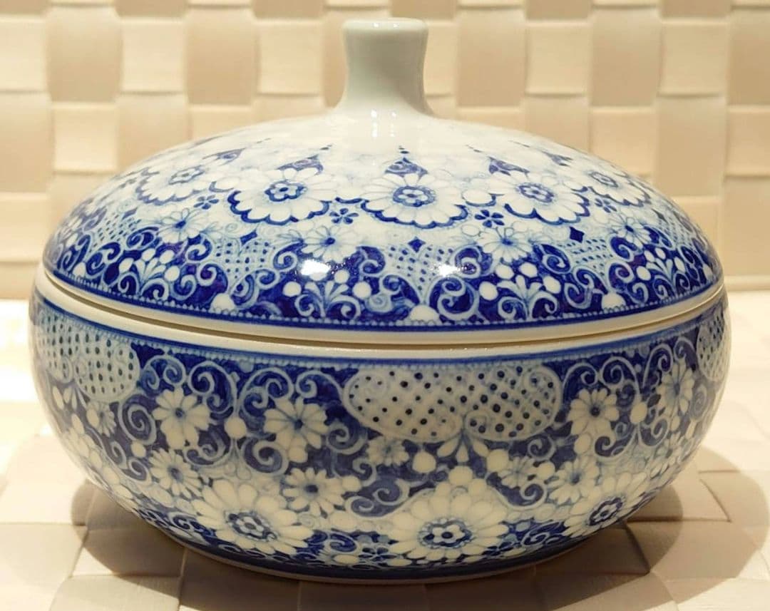 橋本よしこ　蓋物　染付