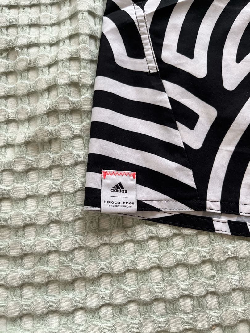 美品　adidas アディダス　HIROCOLEDGE スイムパンツ　XL